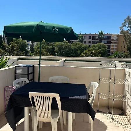 Moderne à Fréjus, 60 M², Piscine Partagée Apartamento Fréjus
