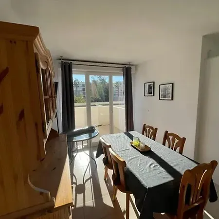 Moderne A Frejus, 60 M², Piscine Partagee