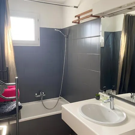 Apartman Moderne A Frejus, 60 M², Piscine Partagee *